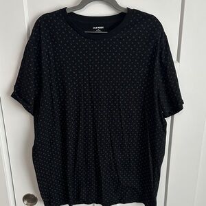 Old Navy Men's Black Patterned Tee